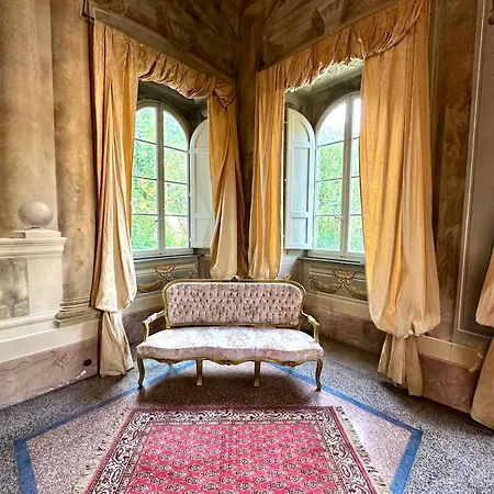 Arnolfini Villa